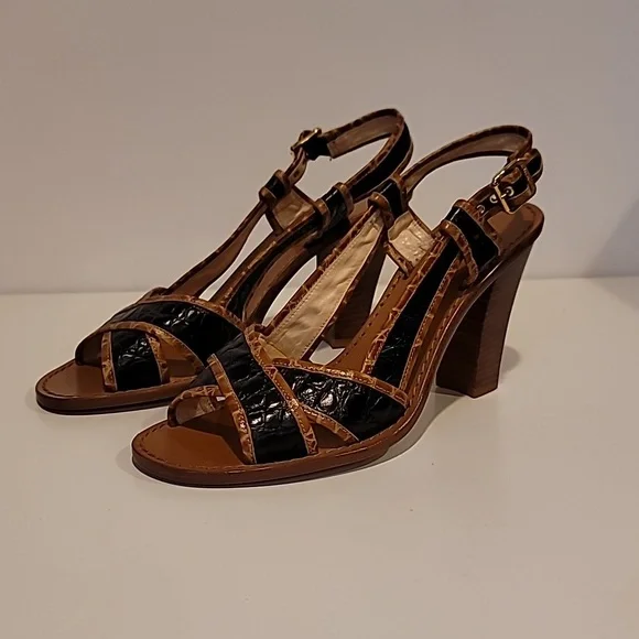 Joan & David | Shoes | Joan David Black And Tan Sandals Size  display picture 1